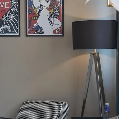 The Embassy 호텔 소피아