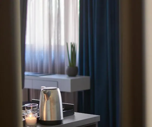 فندق The Embassy صوفيا