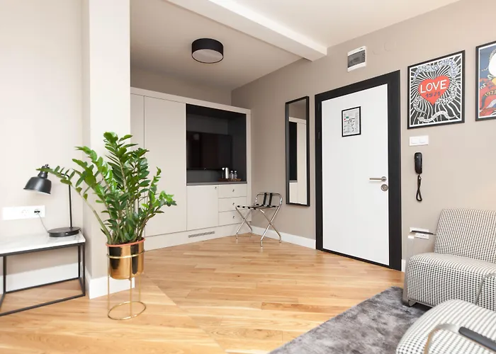 The Embassy صوفيا